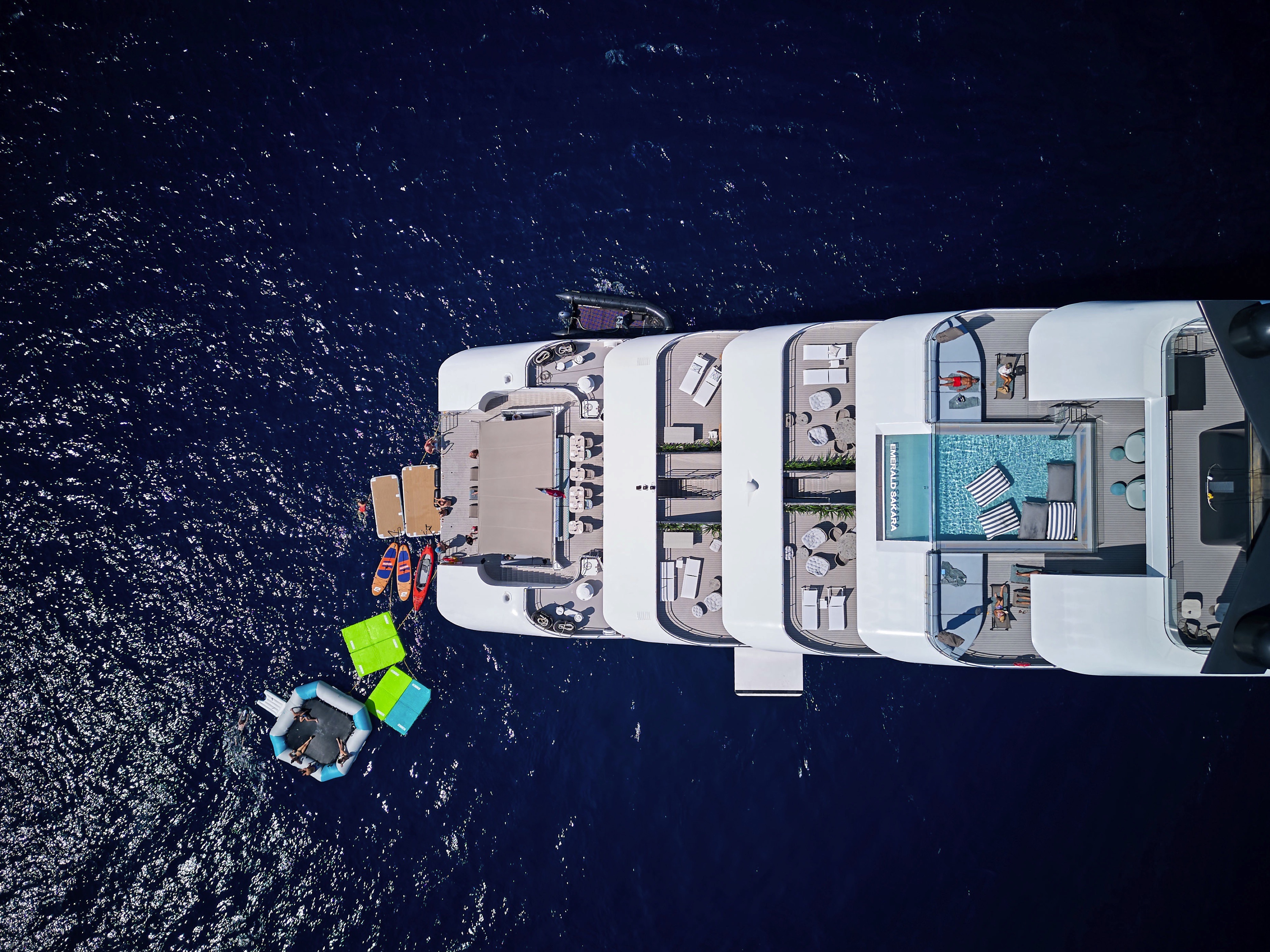 Emerald Sakara - Marina Platform